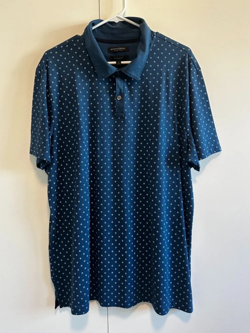 NWT Banana Republic Luxury Touch Polo Shirt Men's Blue Geometric Diamond Dot, XL